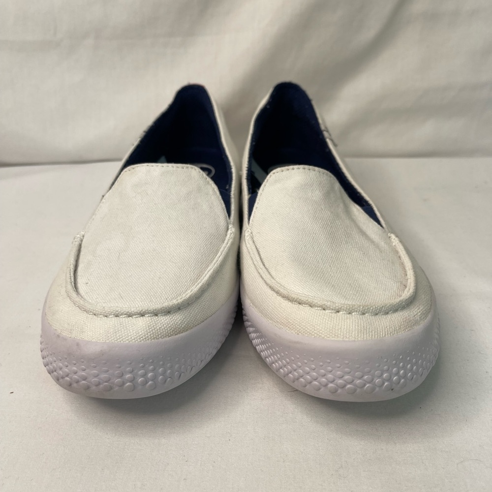 Fitflop Slip-on White Canvas Sneakers women’s size 11 - Picture 13 of 16